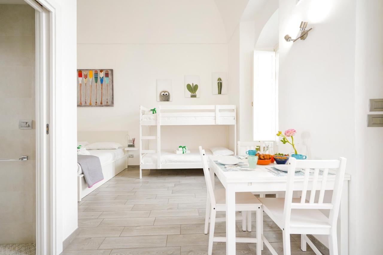 I 20 Archi Apartments Монополи Екстериор снимка