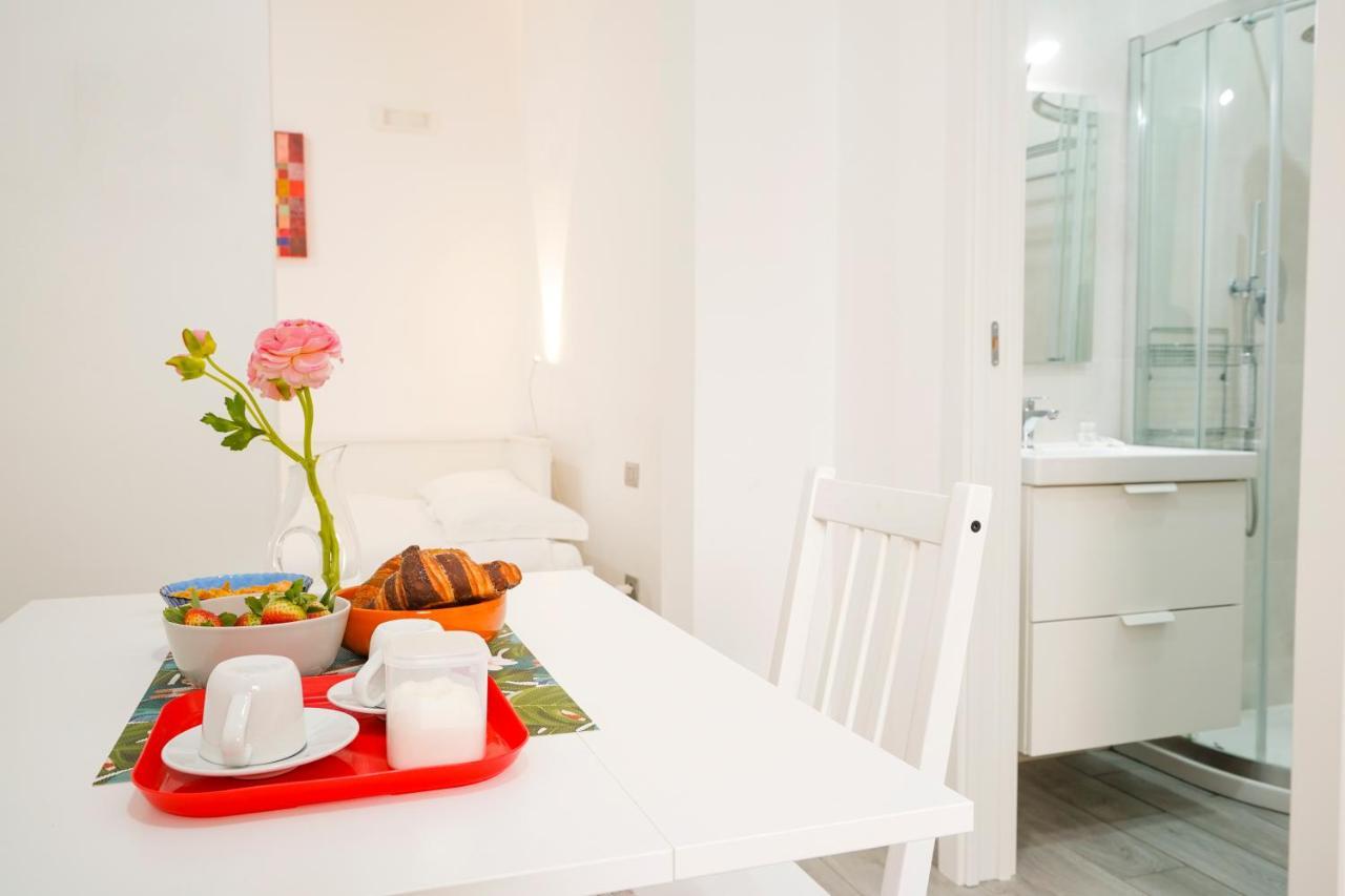 I 20 Archi Apartments Монополи Екстериор снимка